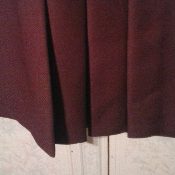 *WOMEN'S PURPLE DRESS SKIRT - Picture 2 of 5